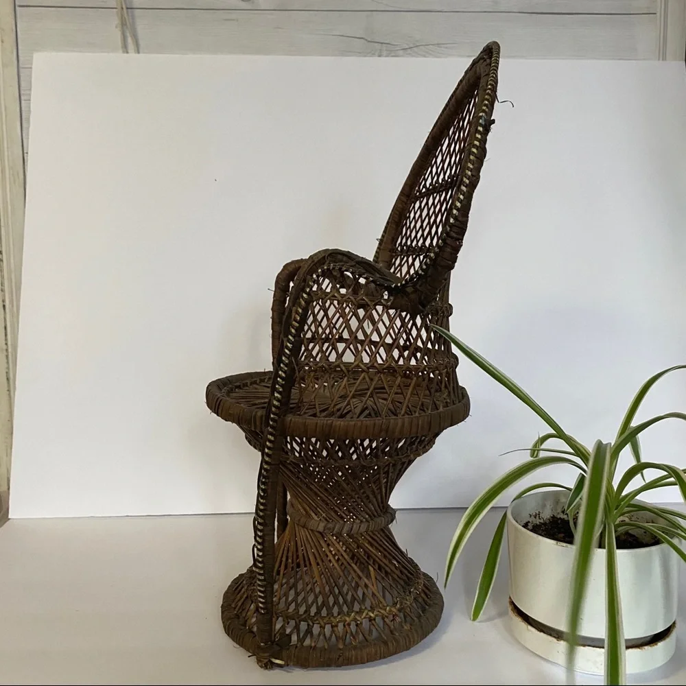 Vtg Peacock Chair Mini Plant Stand Boho Home Decor